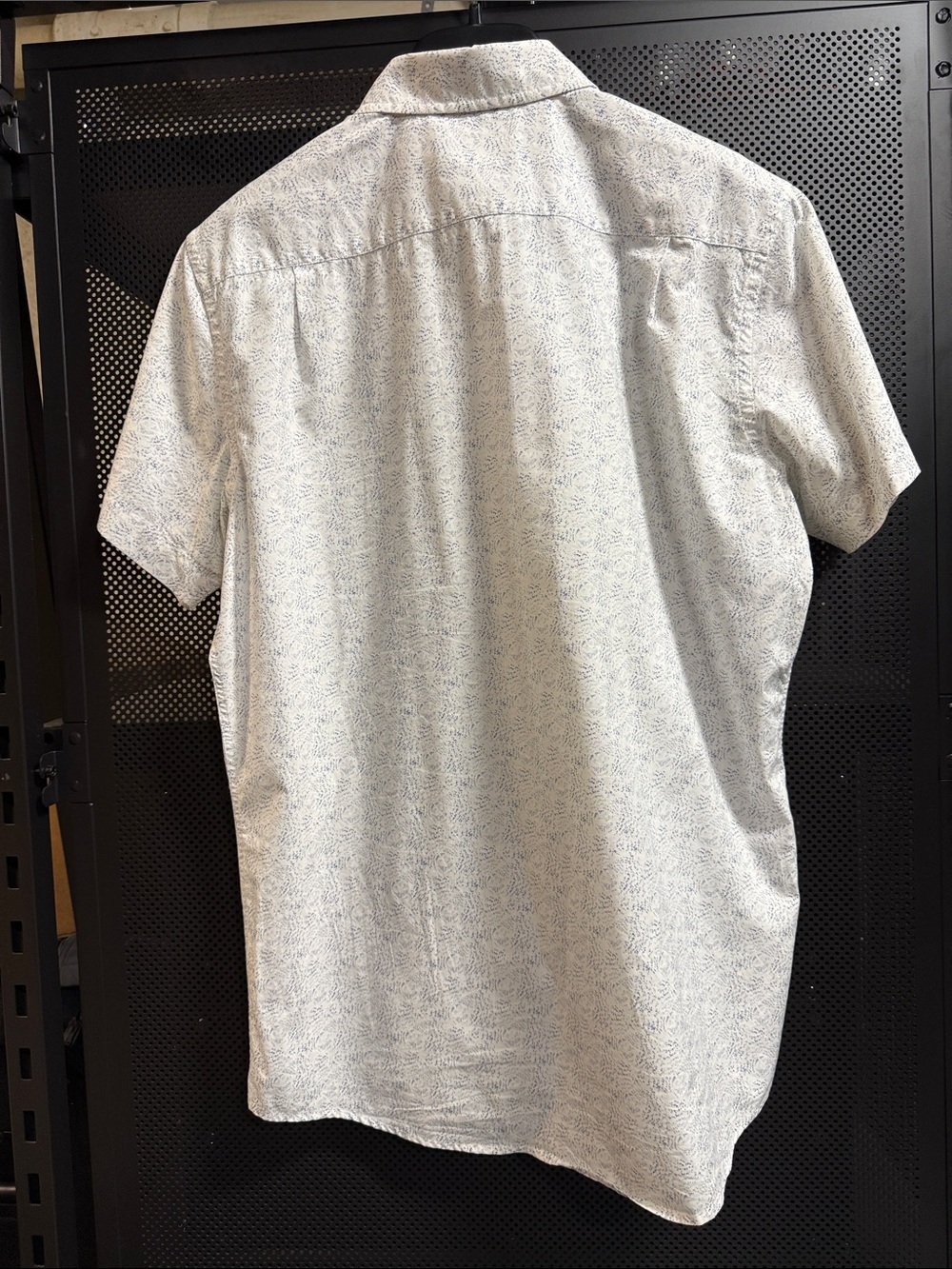 Rodd & Gunn White Short-Sleeve Button-Down with Light Navy Microprint - Picture 3 of 5